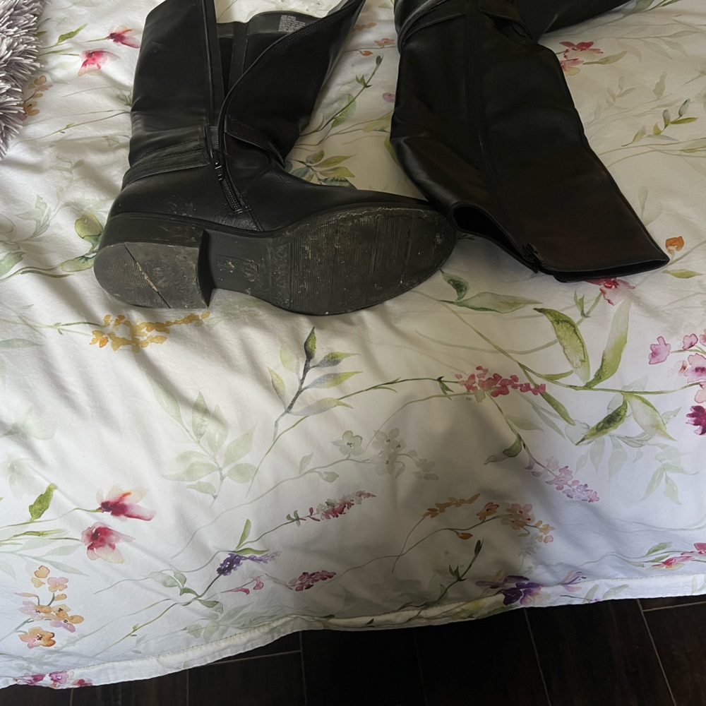 Croft & Barrow Riding Boots - Picture 2 of 3
